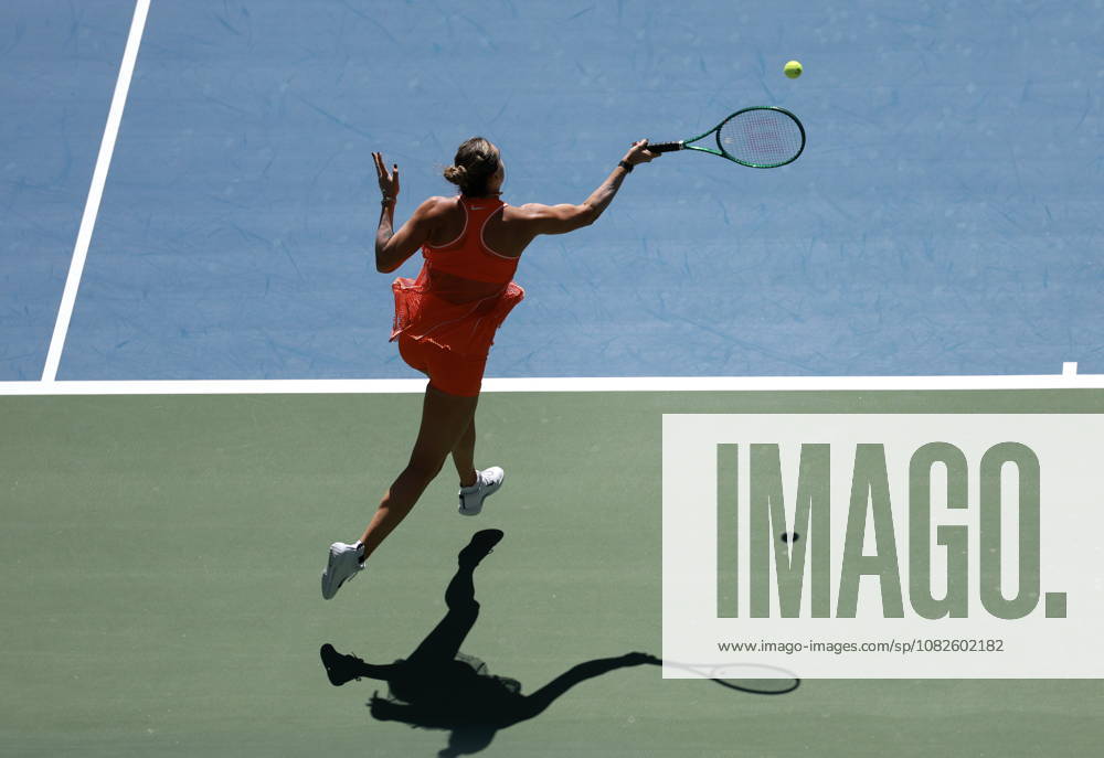 US Open tennis tournament - Day 10 Aryna Sabalenka of Belarus in action against Linda Noskova of Czechia during the Women Singles Quarterfinals match of the US Open Tennis Championships in Flushing Meadows, New York, USA, 08 September 2026. FLUSHING MEADOWS NEW YORK United States