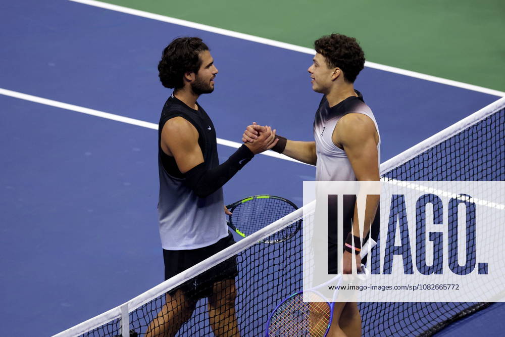 US Open tennis tournament - Day 10 Carlos Alcaraz (L) of Spain congratulates Ben Shelton of the US on his win in the Men s Singles Quarterfinals of the US Open Tennis Championships at the USTA Billie Jean King National Tennis Center in Flushing Meadows, New York, USA, 09 September 2026. The 2026 US Open tournament runs from 23 August through 13 September. FLUSHING MEADOWS NEW YORK United States