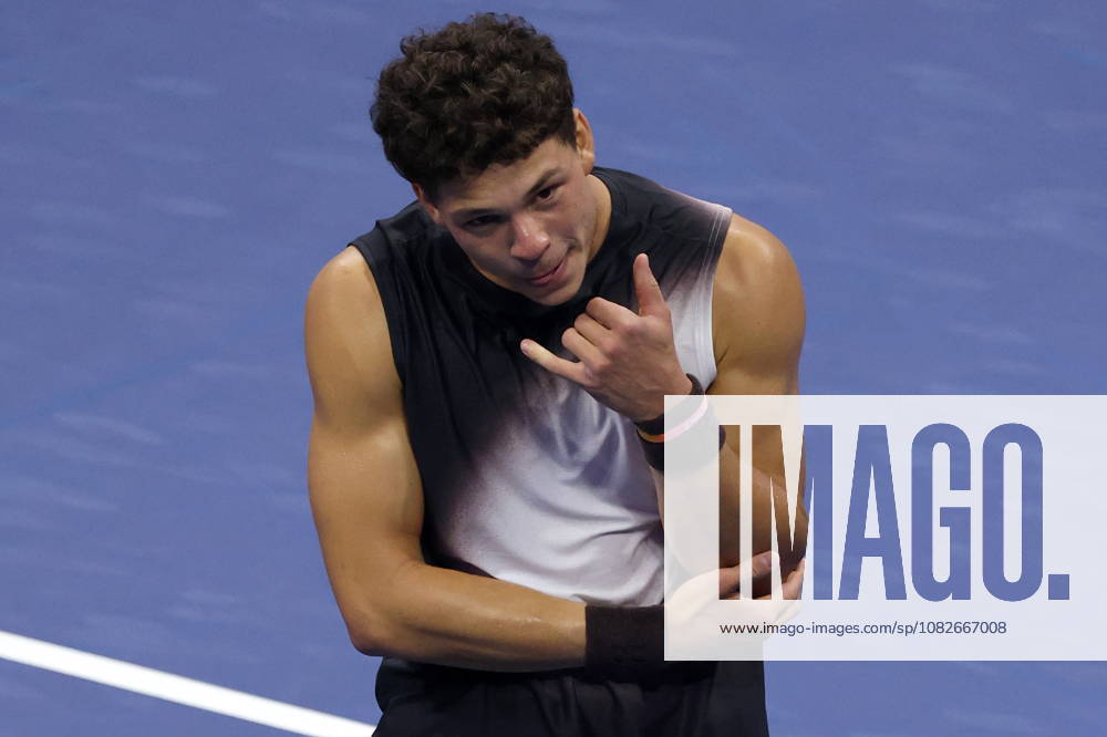 US Open tennis tournament - Day 10 Ben Shelton of the US reacts after defeating Carlos Alcaraz of Spain in the Men s Singles Quarterfinals of the US Open Tennis Championships at the USTA Billie Jean King National Tennis Center in Flushing Meadows, New York, USA, 09 September 2026. The 2026 US Open tournament runs from 23 August through 13 September. FLUSHING MEADOWS NEW YORK United States