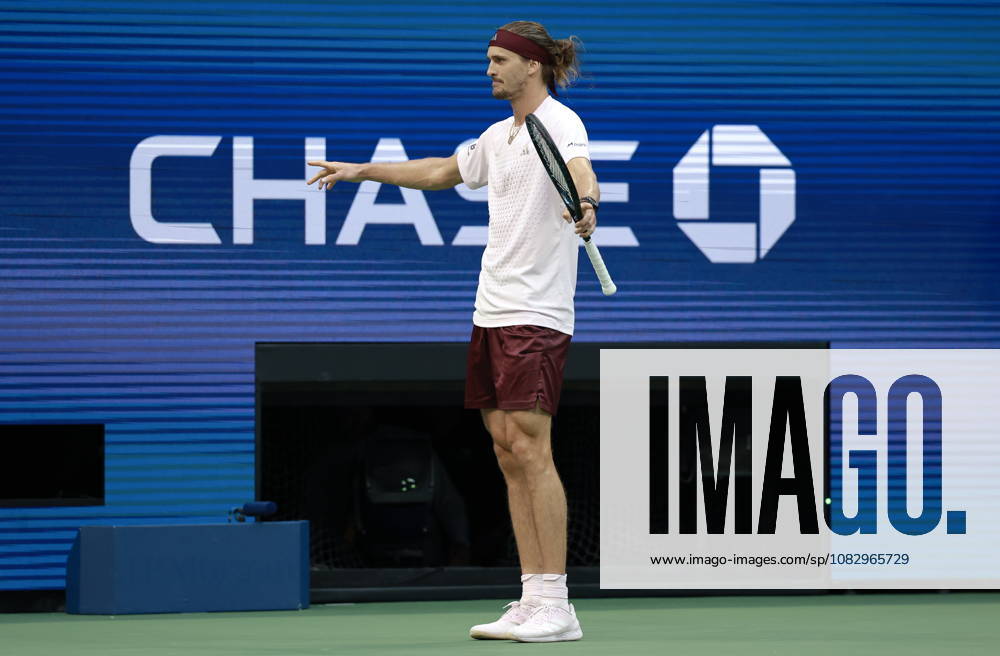 US Open tennis tournament - Day 13 Alexander Zverev of Germany celebrates his victory against Karen Khachanov of Russia during the Men s Singles semi-finals at the US Open Tennis Championships at the USTA Billie Jean King National Tennis Center in Flushing Meadows, New York, USA, 11 September 2026. The 2026 US Open tournament runs from 23 August to 13 September. FLUSHING MEADOWS NEW YORK United States
