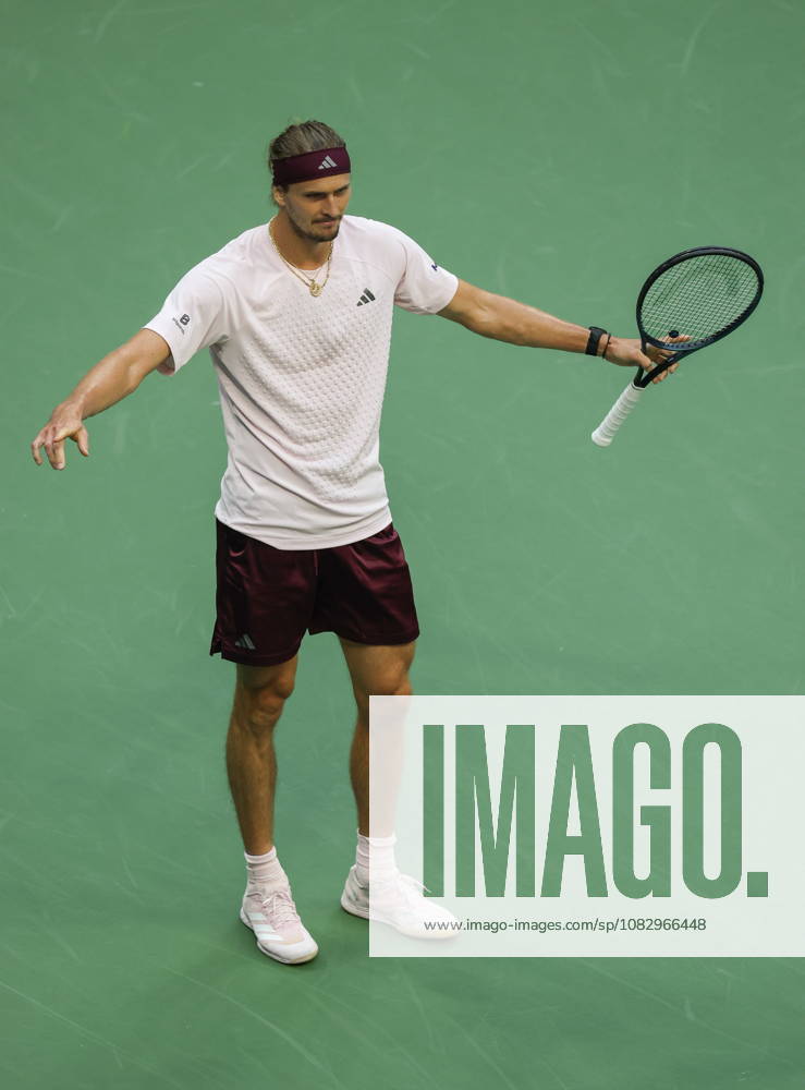 US Open tennis tournament - Day 13 Alexander Zverev of Germany reacts after defeating Karen Khachanov of Russia during the Men s Singles semi-finals at the US Open Tennis Championships at the USTA Billie Jean King National Tennis Center in Flushing Meadows, New York, USA, 11 September 2026. The 2026 US Open tournament runs from 23 August to 13 September. FLUSHING MEADOWS NEW YORK United States