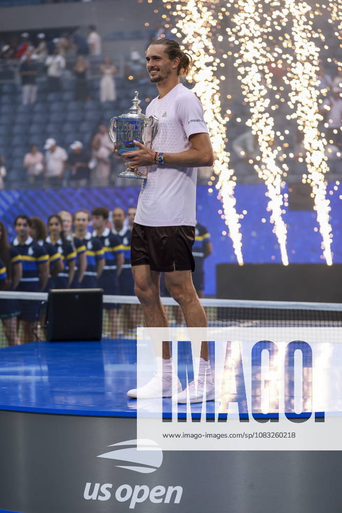 US Open tennis tournament - Day 15 Alexander Zverev of Germany poses with the Champions trophy after winning the Men s Singles Finals of the US Open Tennis Championships at the USTA Billie Jean King National Tennis Center in Flushing Meadows, New York, USA, 13 September 2026. FLUSHING MEADOWS NEW YORK United States