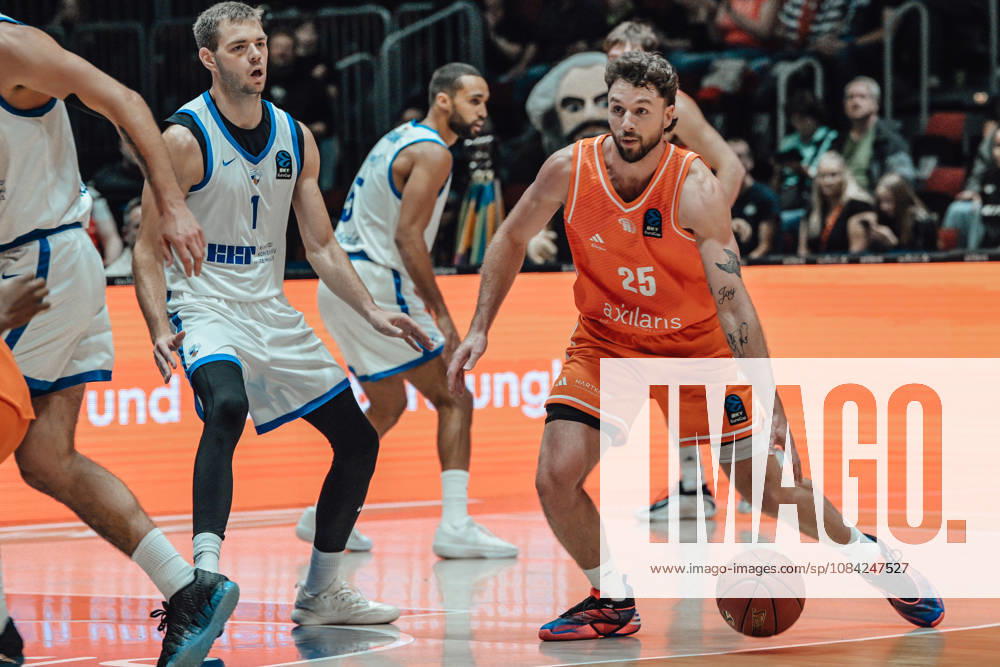 Game Day 2 of the Basketball Eurocup: Niners Chemnitz vs. Klaipedos Neptunas, October 7, 2026, starting at 7:00 p.m., Chemnitz, Chemnitz Arena. Pictured: No. 25 Ben Burnham. Eurocup Basketball Matchday 2: Niners Chemnitz vs. Klaipedos Neptunas. Chemnitz, Saxony, Germany