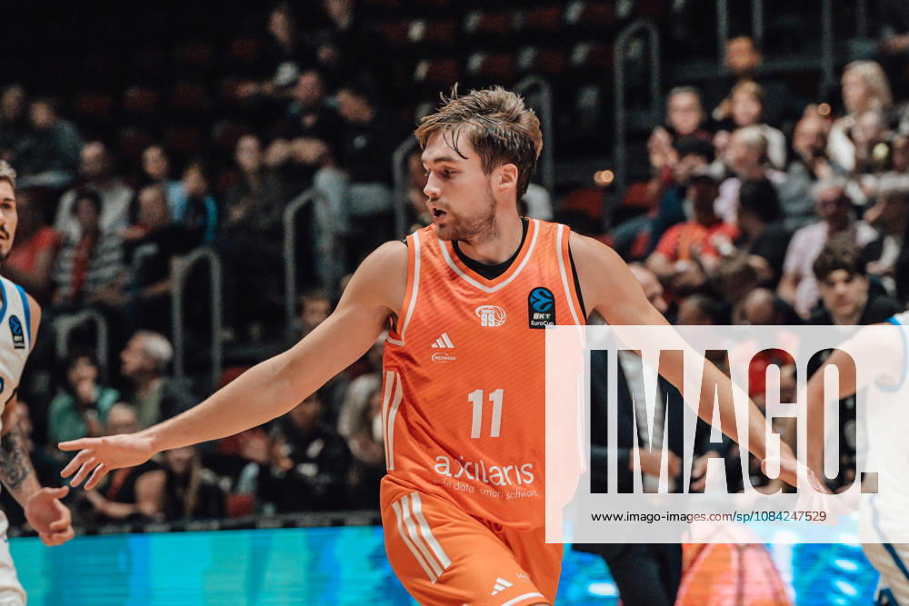 Game Day 2 of the Basketball Eurocup: Niners Chemnitz vs. Klaipedos Neptunas, October 7, 2026, starting at 7:00 p.m., Chemnitz, Chemnitz Arena. Pictured: No. 11 Elias Rödl, 88 Lukas Kreismontas, Matchday 2 of the Basketball Eurocup: Niners Chemnitz vs. Klaipedos Neptunas, Chemnitz, Saxony, Germany