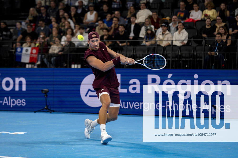 TENNIS : ATP, Tennis Herren 250 - Grand Tennis AURA - Decines (France) 18 10 2026 Kyrian JACQUET (FRA) vs Sascha GUEYMARD WAYENBURG (FRA) during the qualifying tournament of the Auvergne Rhône-Alpes Grand Prix at the LDLC Arena in Décines on October 18, 2026. Photo Sandrine Thesillat PsNewZ