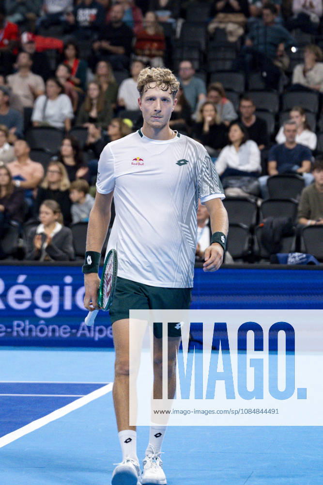 TENNIS : ATP, Tennis Herren 250 - Grand Tennis AURA - Decines (France) 21 10 2026 Stan Wawrinka (SUI) vs Martin Landaluce (ESP) during the tournament of the Auvergne Rhône-Alpes Grand Prix at the LDLC Arena in Décines on October 21, 2026. Photo Sandrine Thesillat PsNewZ