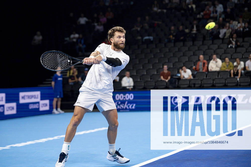 TENNIS : ATP, Tennis Herren 250 - Grand Tennis AURA - Decines (France) 21 10 2026 Corentin Moutet (FRA) vs Felix Balshaw (FRA) during the tournament of the Auvergne Rhône-Alpes Grand Prix at the LDLC Arena in Décines on October 21, 2026. Photo Sandrine Thesillat PsNewZ