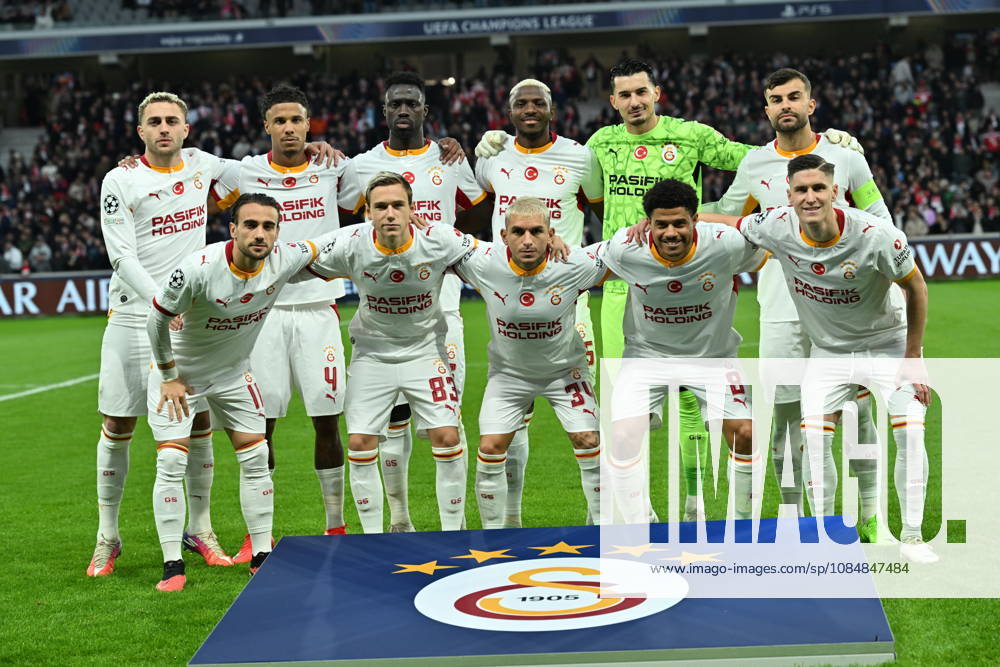 Lille LOSC v Galatasaray - UEFA Champions League LILLE, FRANCE - OCTOBER 21: Players of Galatasaray s line up pose for a group picture ahead of the UEFA Champions League first round day 3 football match between Lille LOSC and Galatasaray at the Pierre Mauroy Stadium in Villeneuve-d Ascq, northern France on October 21, 2026 Mustafa Yalcin Anadolu Lille France. Editorial use only. Please get in touch for any other usage.