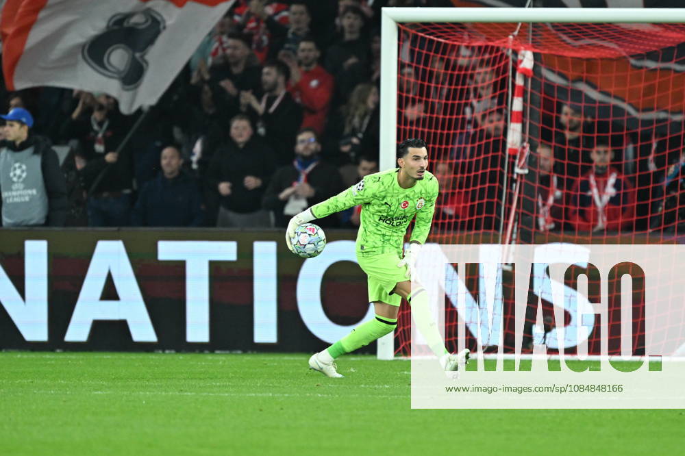 Lille v Galatasaray - UEFA Champions League LILLE, FRANCE - OCTOBER 21: Goalkeeper Ugurcan Cakir of Galatasaray in action during UEFA Champions League match between Lille and Galatasaray at Stade Pierre-Mauroy (Pierre Mauroy Stadium) in Lille, France on October 21, 2026. Esra Okumus Anadolu Lille France. Editorial use only. Please get in touch for any other usage.