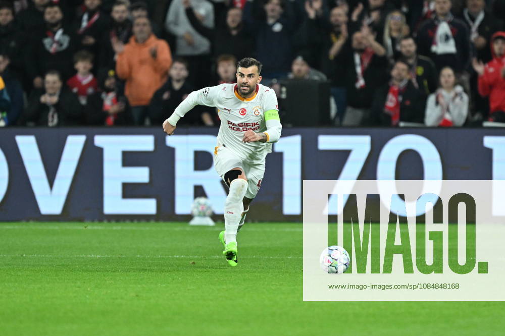 Lille v Galatasaray - UEFA Champions League LILLE, FRANCE - OCTOBER 21: Abdulkerim Bardakci of Galatasaray in action during UEFA Champions League match between Lille and Galatasaray at Stade Pierre-Mauroy (Pierre Mauroy Stadium) in Lille, France on October 21, 2026. Esra Okumus Anadolu Lille France. Editorial use only. Please get in touch for any other usage.