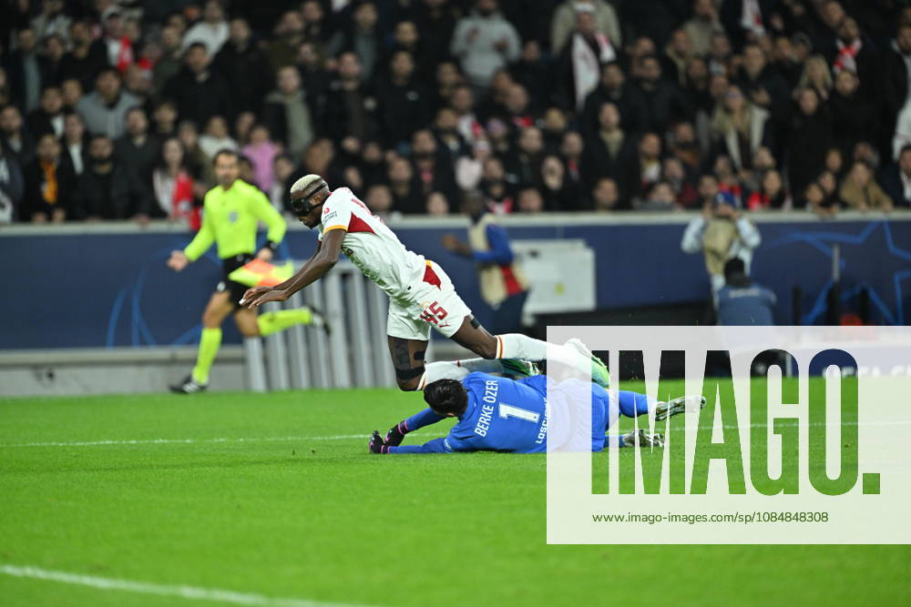Lille LOSC v Galatasaray - UEFA Champions League LILLE, FRANCE - OCTOBER 21: Victor Osimhen of Galatasaray falls on the ground during UEFA Champions League match between Lille and Galatasaray at Stade Pierre-Mauroy (Pierre Mauroy Stadium) in Lille, France on October 21, 2026. Mustafa Yalcin Anadolu Lille France. Editorial use only. Please get in touch for any other usage.