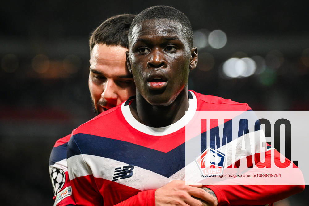 Villeneuve-D ascq, France, France: Soriba DIAOUNE of Lille celebrate his goal with Calvin VERDONK of Lille during the UEFA Champions League, League Phase MD3 match between Lille OSC (LOSC) and Galatasaray SK at Pierre Mauroy Stadium on October 21, 2026 in Villeneuve-d Ascq near Lille, France. Lille OSC V Galatasaray SK - UEFA Champions League - ZUMAm308 20261021_zsp_m308_018