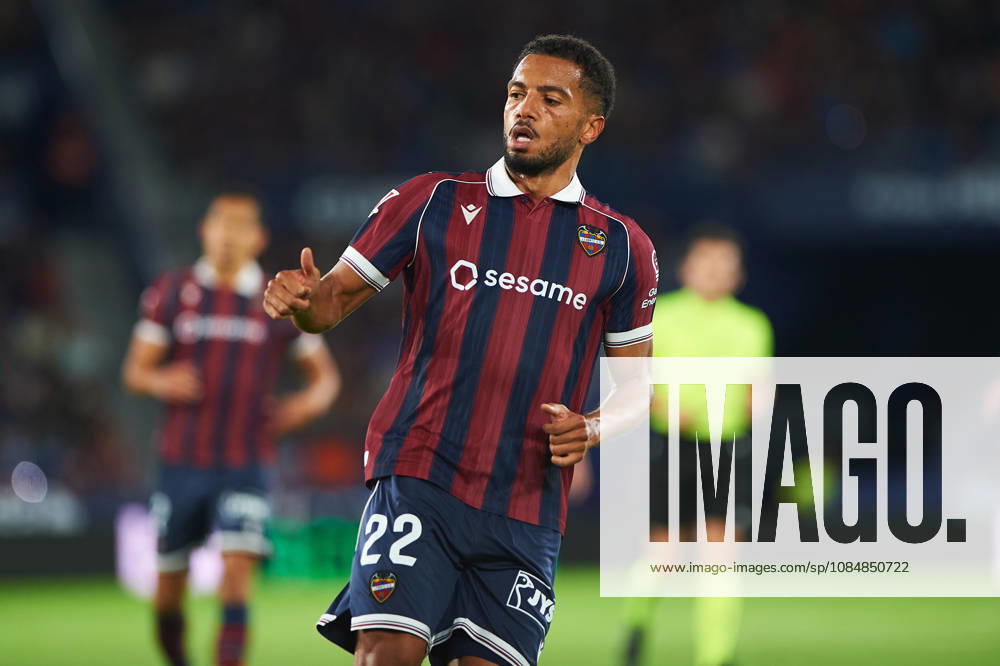 Jeremy Toljan (Levante UD) during the LaLiga EA Sports match between Levante UD and Athletic Club at Estadi Ciutat de València on October 21, 2026 in Valencia, Spain. -