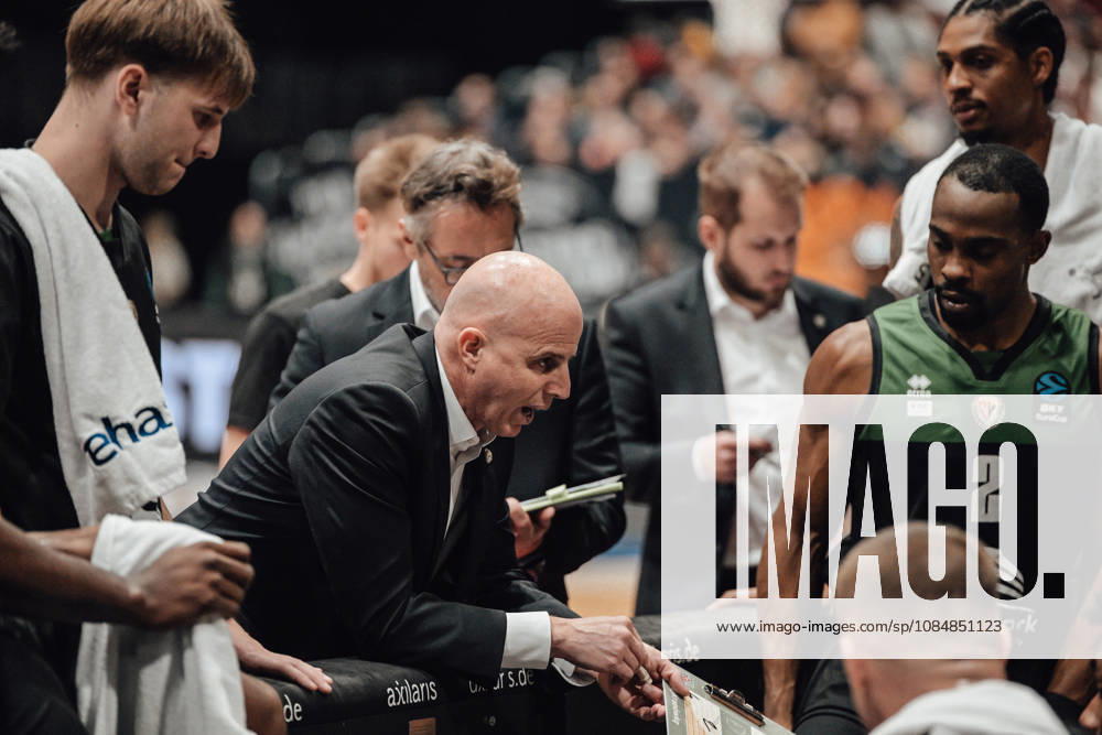 Game Day 4 of the Basketball Eurocup: Niners Chemnitz vs. Slask Wroclaw, October 21, 2026, starting at 7:00 p.m., Chemnitz, Chemnitz Arena. Pictured: Head Coach Danny Franco. Matchday 4 of the Basketball Eurocup: Niners Chemnitz vs. Slask Wroclaw, Chemnitz, Saxony, Germany
