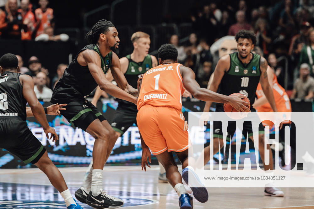 Game Day 4 of the Basketball Eurocup: Niners Chemnitz vs. Slask Wroclaw, October 21, 2026, starting at 7:00 p.m., Chemnitz, Chemnitz Arena. In Photo 01: Phlandrous Fleming Jr., 10 Paul Scruggs, 02 Anthonny Hickey. Matchday 4 of the Basketball Eurocup: Niners Chemnitz vs. Slask Wroclaw, Chemnitz, Saxony, Germany