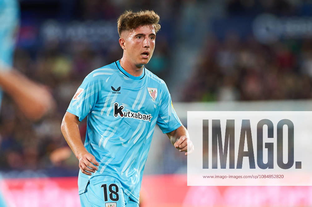 Mikel Jauregizar (Athletic Club) during the LaLiga EA Sports match between Levante UD and Athletic Club at Estadi Ciutat de València on October 21, 2026 in Valencia, Spain. -