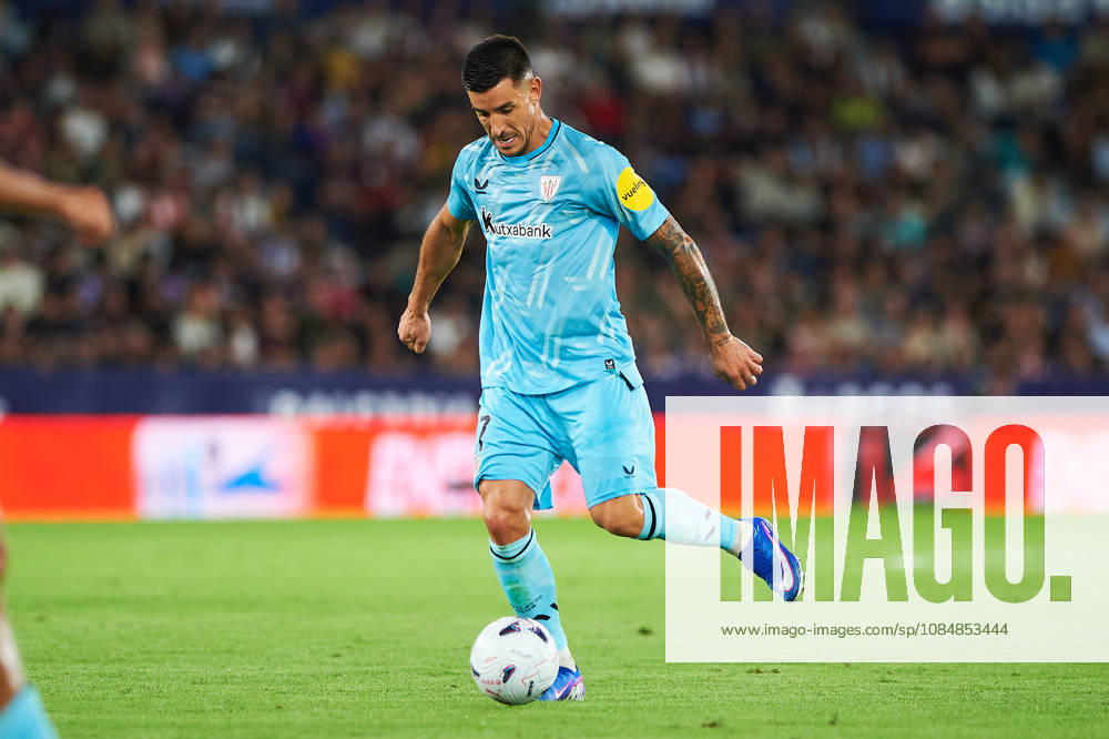 Yuri Berchiche (Athletic Club) during the LaLiga EA Sports match between Levante UD and Athletic Club at Estadi Ciutat de València on October 21, 2026 in Valencia, Spain. -
