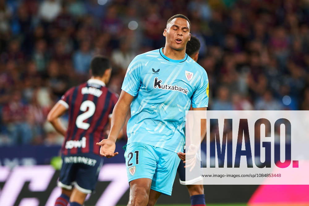 Maroan Sannadi (Athletic Club) during the LaLiga EA Sports match between Levante UD and Athletic Club at Estadi Ciutat de València on October 21, 2026 in Valencia, Spain. -