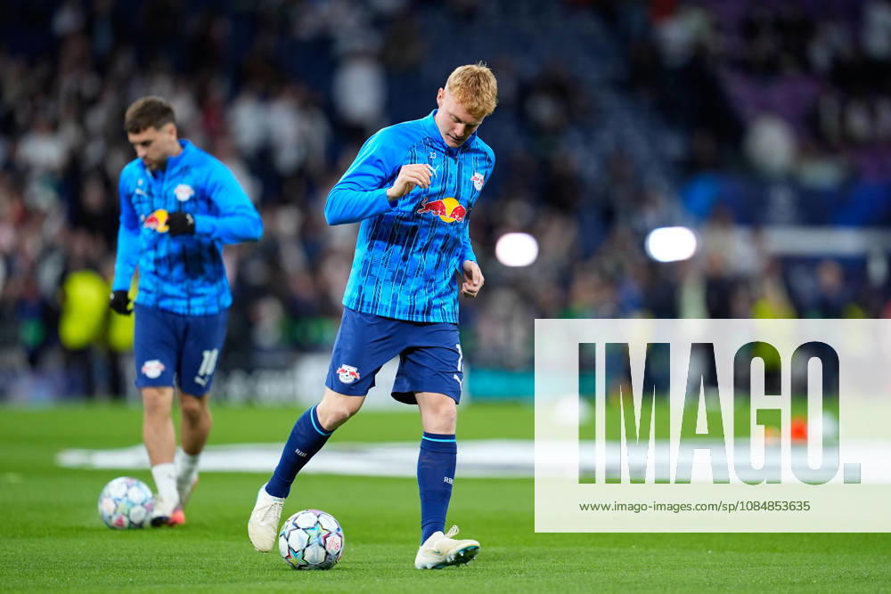 Nicolas Seiwald of RB Leipzig warms up during the UEFA Champions League 2026 27 League Phase MD3 match between Real Madrid CF and RB Leipzig at Bernabeu stadium on October 21, 2026, in Madrid, Spain. Real Madrid CF V RB Leipzig - UEFA Champions League 2026 27 League Phase MD3 - ZUMAa181 20261021_zaa_a181_033