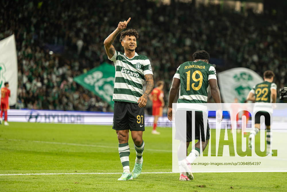 Luis Suarez celebrating after goal seen in football match between Sporting CP and LASK in UEFA Champions League 2026 27 at Estadio Josà Alvalade, Lisboa, Portugal (Luis Loureiro Ball Raw Images PT) Lisboa Estadio Josà Alvalade Portugal