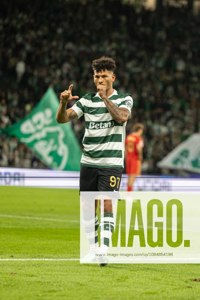 Luis Suarez celebrating after goal seen in football match between Sporting CP and LASK in UEFA Champions League 2026 27 at Estadio Josà Alvalade, Lisboa, Portugal (Luis Loureiro Ball Raw Images PT) Lisboa Estadio Josà Alvalade Portugal