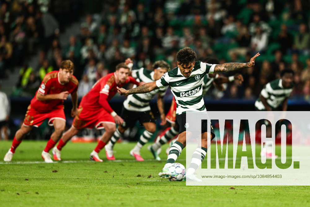 Sporting CP v LASK Linz. UEFA Champions League. Matchday 3. Luis Suarez of Sporting CP scores the 1-0 during the UEFA Champions League match between Sporting CP Portugal and LASK Linz played at Jose Alvalade Stadium on October 21, 2026 in Lisboa, Portugal. kpng