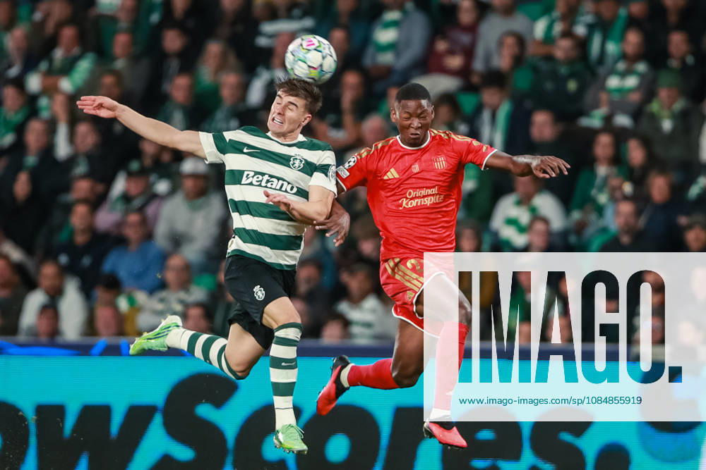 SOCCER - UEFA CL, Sporting vs LASK LISBON,PORTUGAL,21.OCT.26 - SOCCER - UEFA Champions League, Sporting Club de Portugal vs Linzer ASK. Image shows Ivan Fresneda (Sporting) and Yvan Dibango (LASK). GEPAxpictures xManuelxBinder