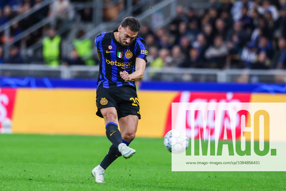 Hakan Calhanoglu of FC Internazionale seen in action during UEFA Champions League 2026 27 League Phase - Matchday 3 football match between FC Internazionale and FC Shakhtar Donetsk. Italy