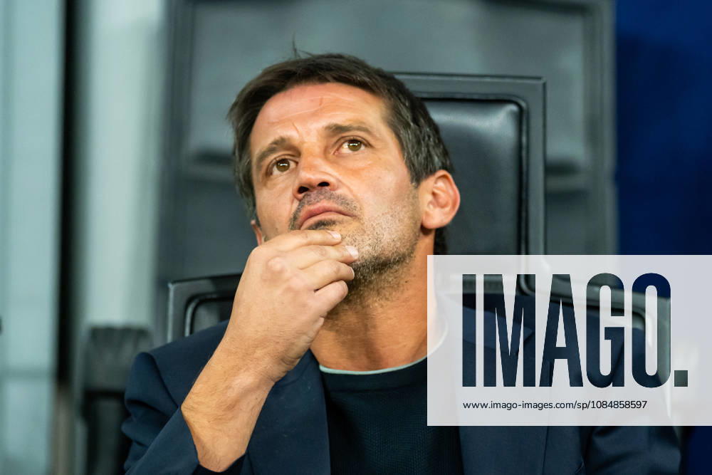 Christian Chivu seen during UEFA Champions League 2026 27 league phase game between Internazionale Milano and FC Shakhtar Donetsk (Gleb Soboliev Ball Raw Images) Milan San Siro Italy