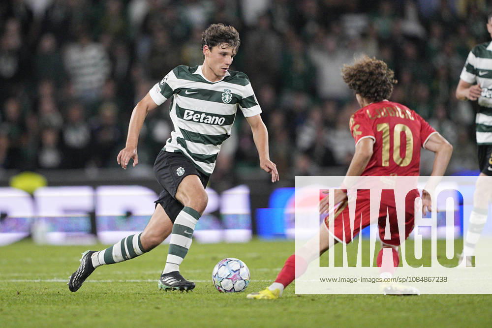 Eduardo Quaresma of Sporting CP dribbles past an opponent during the UEFA Champions League 2026 27 League Phase MD3 match between Sporting Club de Portugal and LASK at Estadio Jose Alvalade on October 21, 2026 in Lisbon, Portugal (Photo by Pedro Loureiro Sports Press Photo SPP)