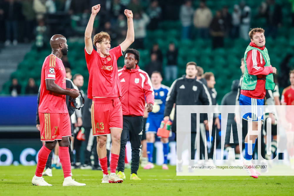 SOCCER - UEFA CL, Sporting vs LASK LISBON,PORTUGAL,21.OCT.26 - SOCCER - UEFA Champions League, Sporting Club de Portugal vs Linzer ASK. Image shows the rejoicing of Joao Tornich (LASK). GEPAxpictures xManuelxBinder