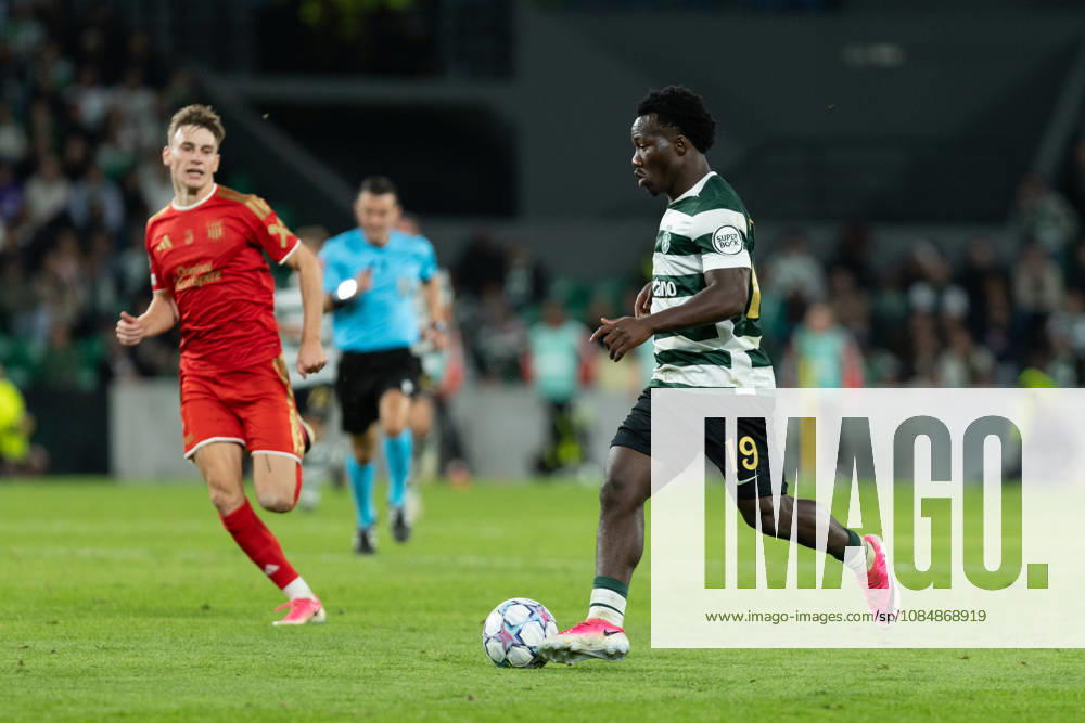Sporting forward from Australia NESTORY IRANKUNDA (19) in action during the game for the League Phase for the UEFA Champions League between Sporting and LASK Linz at Estadio Jose de Alvalade Soccer 2026: Sporting 2:3 LASK Linz - ZUMAs359 20261021_zsp_s359_131