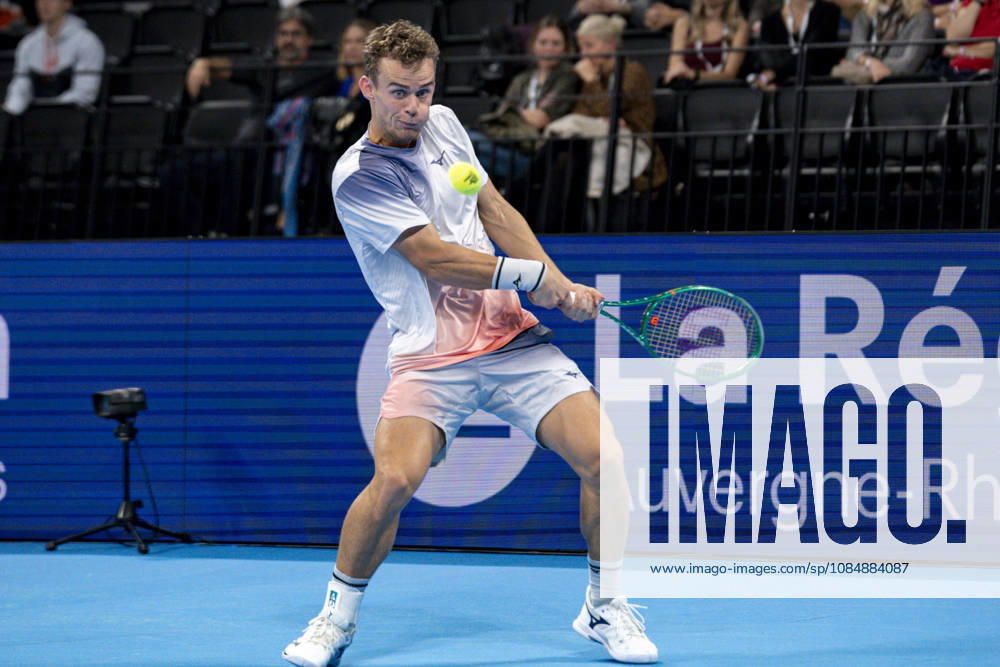 TENNIS : ATP, Tennis Herren 250 - Grand Prix Tennis AURA - Decines (France) 22 10 2026 Valentin Vacherot lost in three sets to Luca Van Assche during the tournament of the Auvergne Rhône-Alpes Grand Prix at the LDLC Arena in Décines on October 22, 2026. Photo Sandrine Thesillat PsNewZ