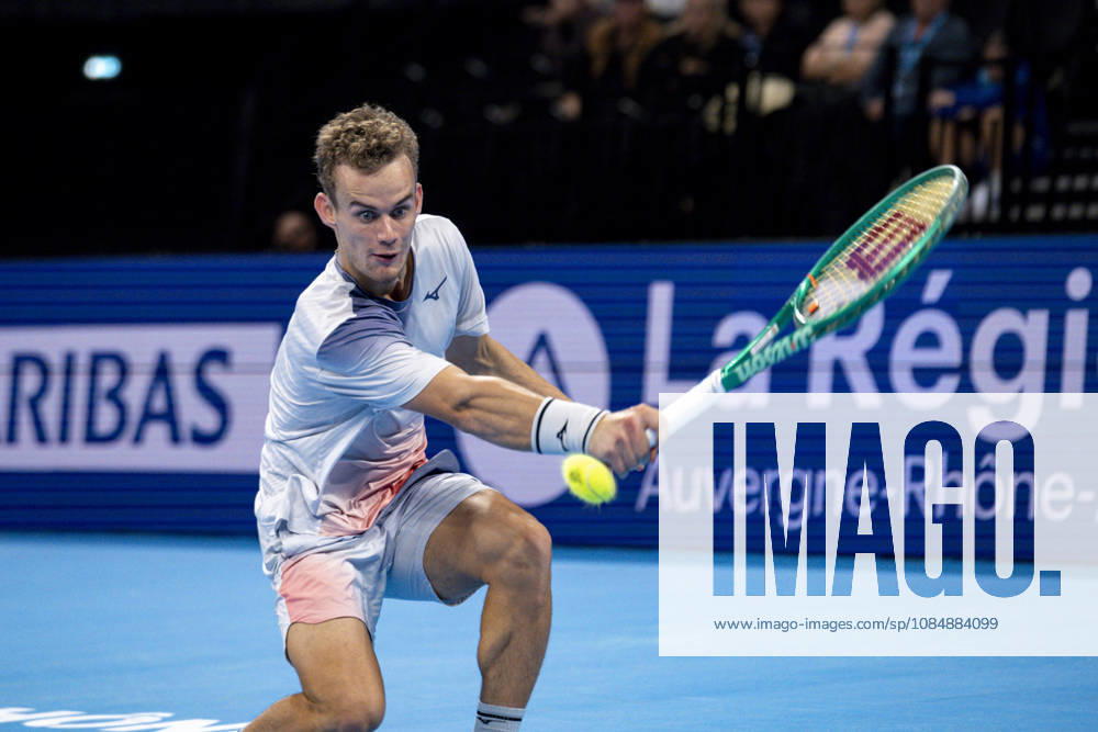 TENNIS : ATP, Tennis Herren 250 - Grand Prix Tennis AURA - Decines (France) 22 10 2026 Valentin Vacherot lost in three sets to Luca Van Assche during the tournament of the Auvergne Rhône-Alpes Grand Prix at the LDLC Arena in Décines on October 22, 2026. Photo Sandrine Thesillat PsNewZ