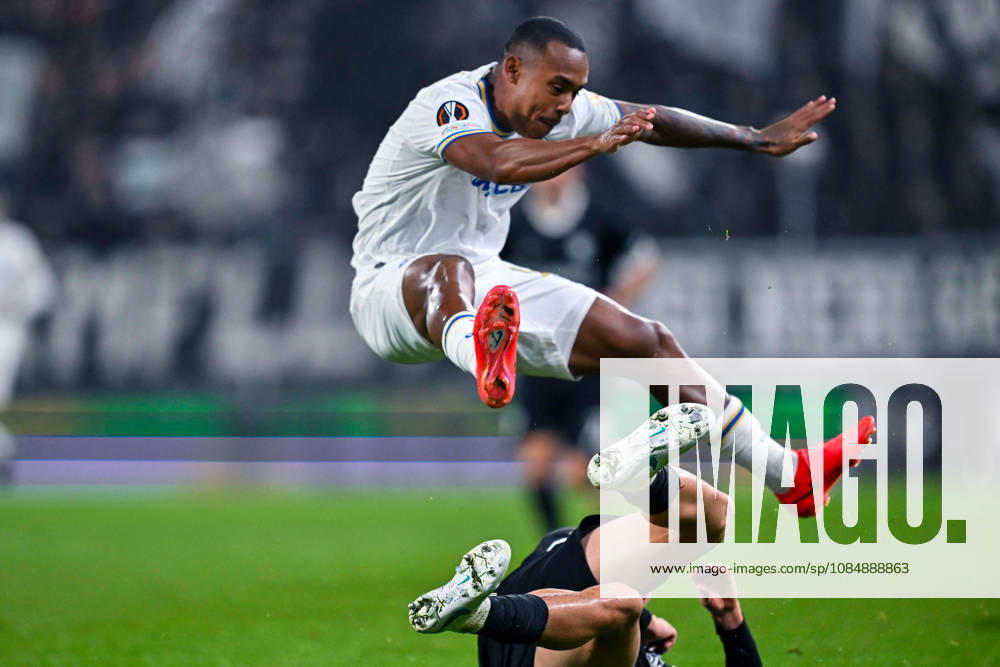 SOCCER - UEFA EL, Sturm vs Marseille GRAZ,AUSTRIA,22.OCT.26 - SOCCER - UEFA Europa League, SK Sturm Graz vs Olympique de Marseille. Image shows Arjan Malic (Sturm) and Igor Paixao (Marseille). GEPAxpictures Retkoceri