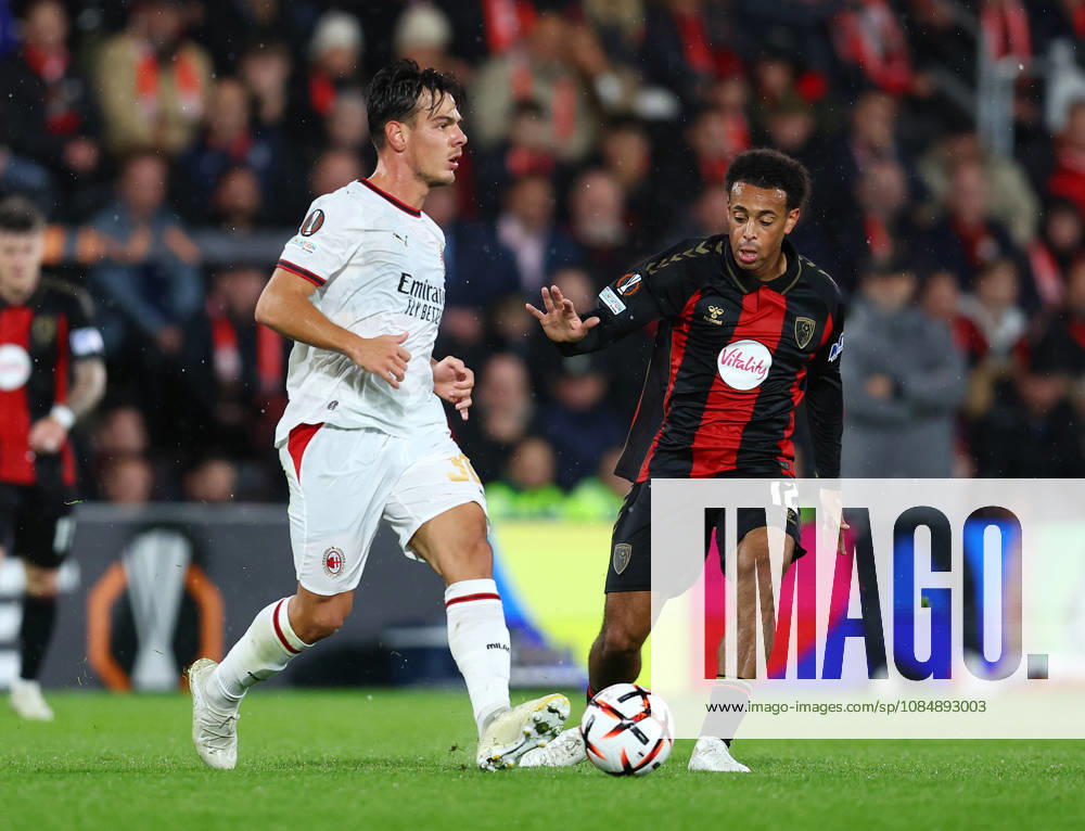 Bournemouth, England, 22nd October 2026. Ardon Jashari of AC Milan tussles with Tyler Adams of Bournemouth (r) during the AFC Bournemouth vs AC Milan UEFA Europa League match at the Vitality Stadium, Bournemouth. Picture credit should read: Paul Terry Sportimage . SPI_023_PT_Bournmouthmouth_AC_Milan SPI-5092-0023