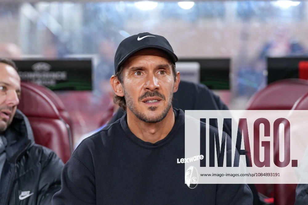 Julian Schuster (SC Freiburg, Trainer) , Monaco, Fussball, UEFA Conference League, 2. Spieltag, Ligaphase , 2026 2027, AS Monaco vs. SC Freiburg, 22.10.2026, Stade Louis II, Monaco Monaco Stade Louis II Fontvieille Monaco