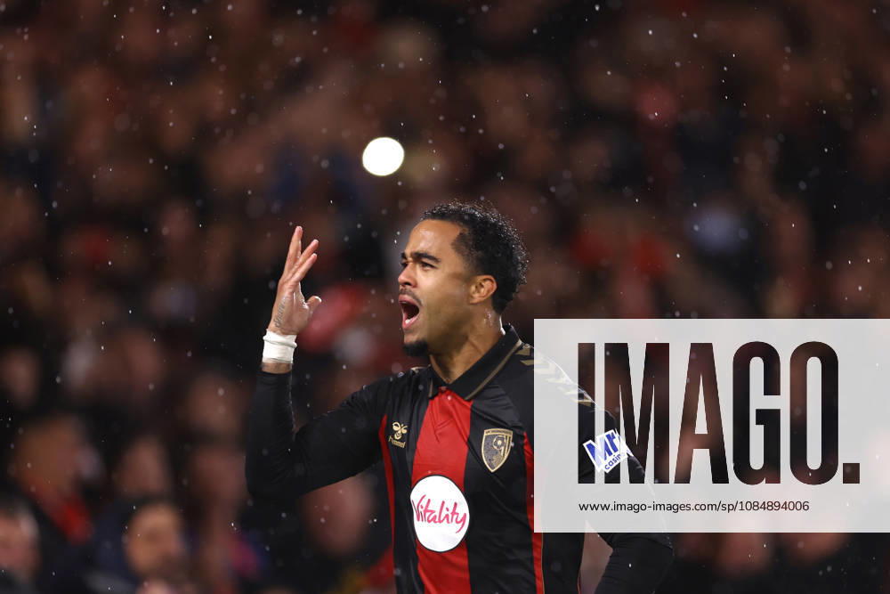 Bournemouth v AC Milan 22 October 2026, Bournemouth - UEFA Europa League - Bournemouth v AC Milan - Justin Kluivert of Bournemouth celebrates scoring the opening goal - Photo: Jacques Feeney Offside. Bournemouth UK