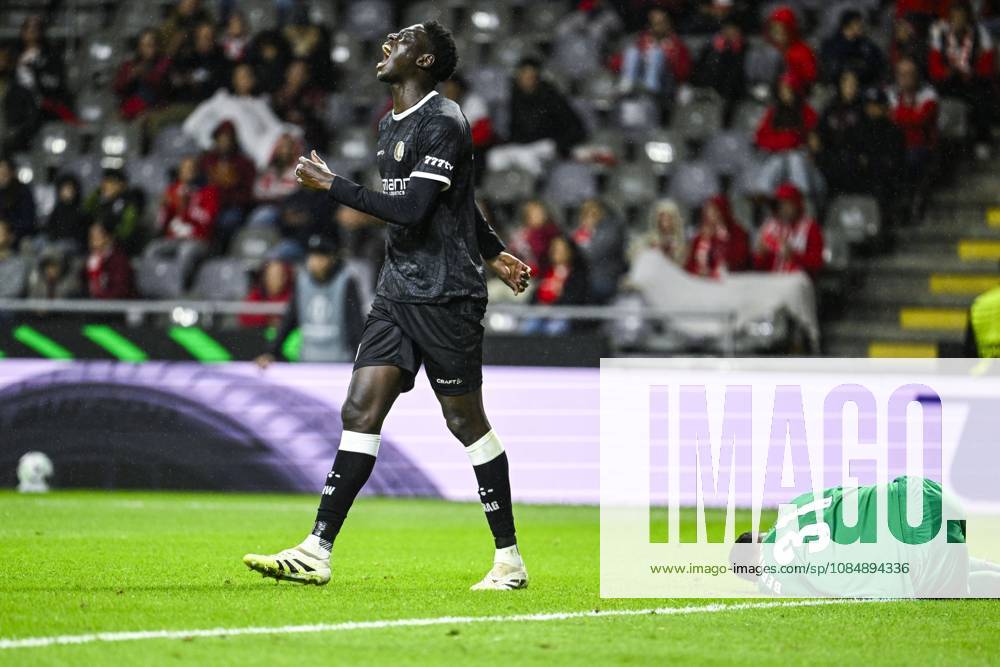 IbrahimÐ° Cisse of KAA Gent reacts during a soccer game between Portuguese SC Braga and Belgian soccer team KAA Gent, Thursday 22 October 2026 in Braga, Portugal, the second match in the UEFA Conference League league phase. TOM GOYVAERTS TomxGoyvaerts x190691403x