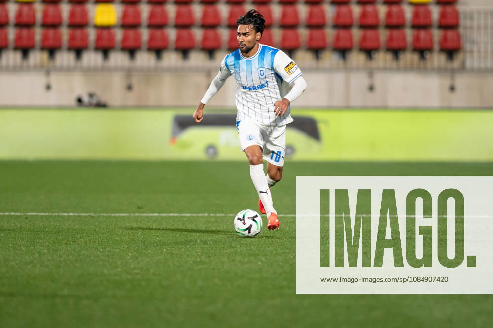 Inter Club Escaldes v Universitatae Craiova - UEFA Conference League Stefan Baiaram, player number 10 of Universitatea Craiova, is in action during the UEFA Conference League match between Inter Club d Escaldes and Universitatea Craiova at New FAF Stadium in Encamp, Andorra, on October 22, 2026. Encamp Andorra Andorra