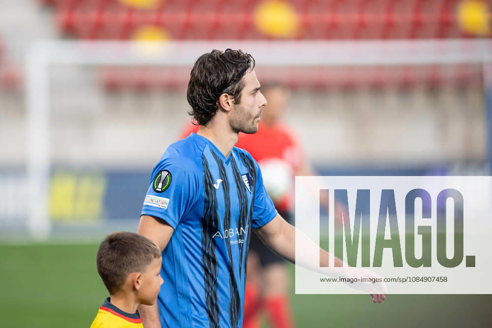 Inter Club Escaldes v Universitatae Craiova - UEFA Conference League Maurizio Pochettino, player number 24 of Inter Club d Escaldes, waits before the start of the UEFA Conference League match between Inter Club d Escaldes and Universitatea Craiova at New FAF Stadium in Encamp, Andorra, on October 22, 2026. Encamp Andorra Andorra