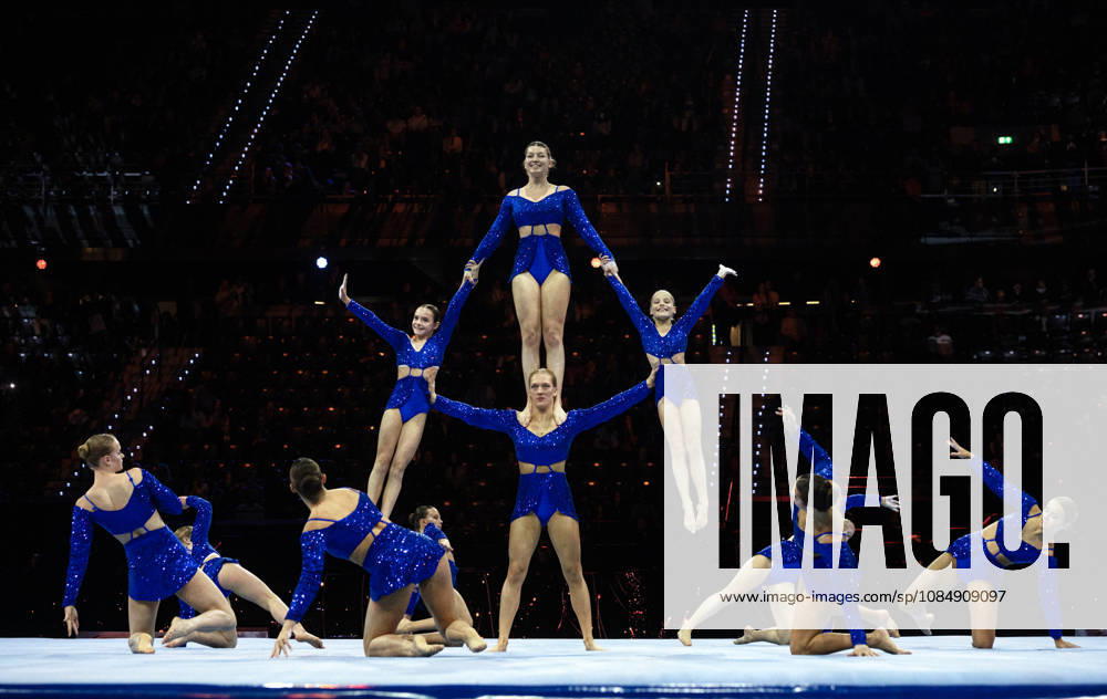 Rotterdam The Netherlands 22nd October 2026 World Championships artistic gymnastics. Mens all round final Pre event entertainment. One lady balancing 3 others on her shoulders turnen
