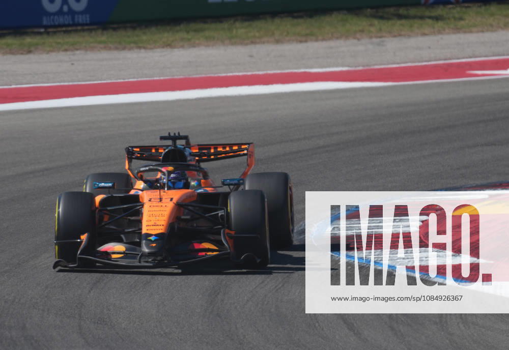 Circuit of The Americas, Austin, 2026 FORMULA 1 MSC CRUISES UNITED STATES GRAND PRIX, Oscar Piastri (AUS), McLaren Mastercard F1 Team. Photo by Hasan Bratic, DeFodi Images
