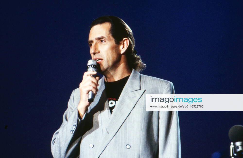 Berlin is music Berlin is music, opening show at the IFA in Berlin, Germany 1989, star guest Stephan Remmler, Berlin Berlin Germany
