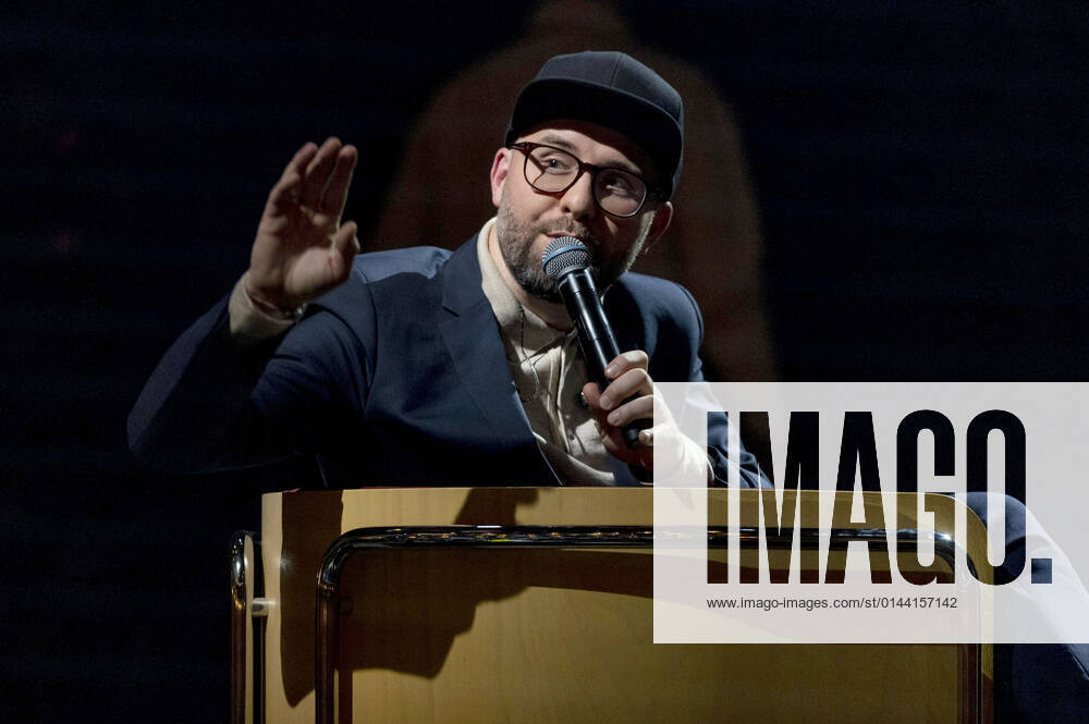 Mark Forster bei der Aufzeichnung der TV-Show MDR Sputnik präsentiert: Friends of Mark Forster im Carl-Maria-von-Weber-Theater. Bernburg