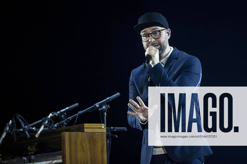 Mark Forster bei der Aufzeichnung der TV-Show MDR Sputnik präsentiert: Friends of Mark Forster im Carl-Maria-von-Weber-Theater. Bernburg