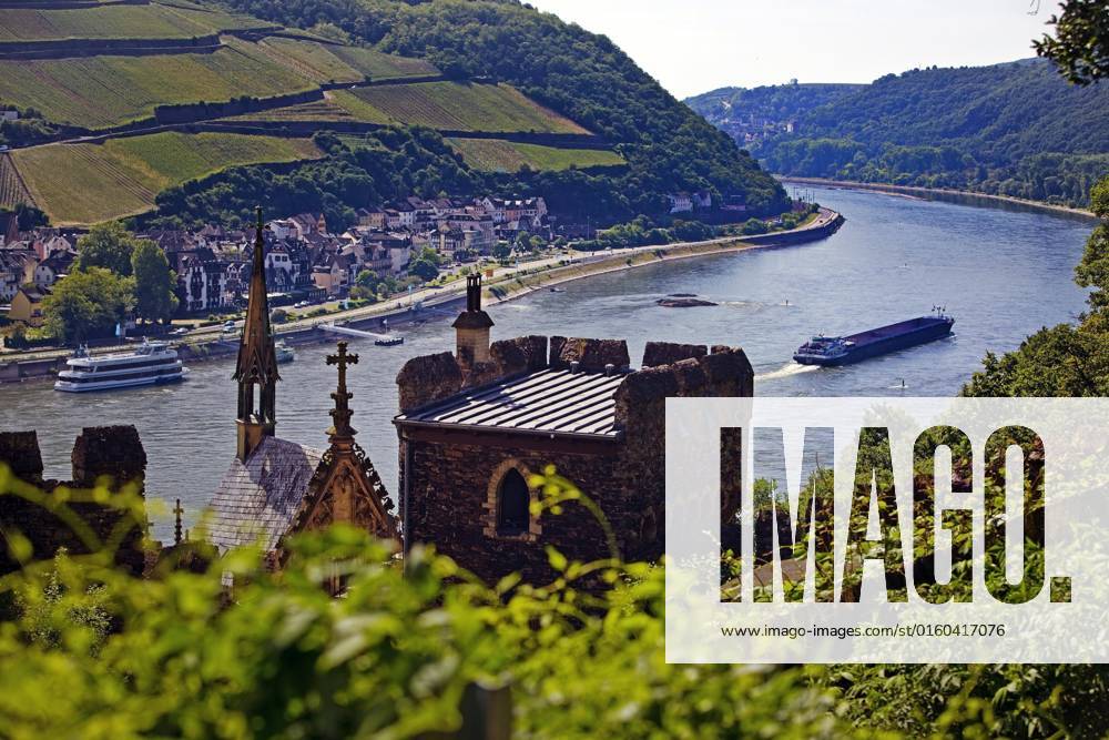 View via the Burg Rheinstein at the Rhine and the Place Rüdesheim Assmannshausen, Upper Middle Rhine Valley, Rhineland Palatinate, Germany, Europe