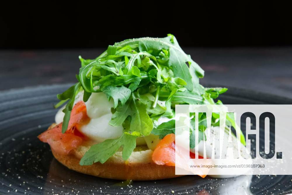 Sandwich with salmon, sauce and arugula, Sandwich with salmon, sauce and arugula, Sandwich with salmon, sauce and arugula, 09.10.2022,