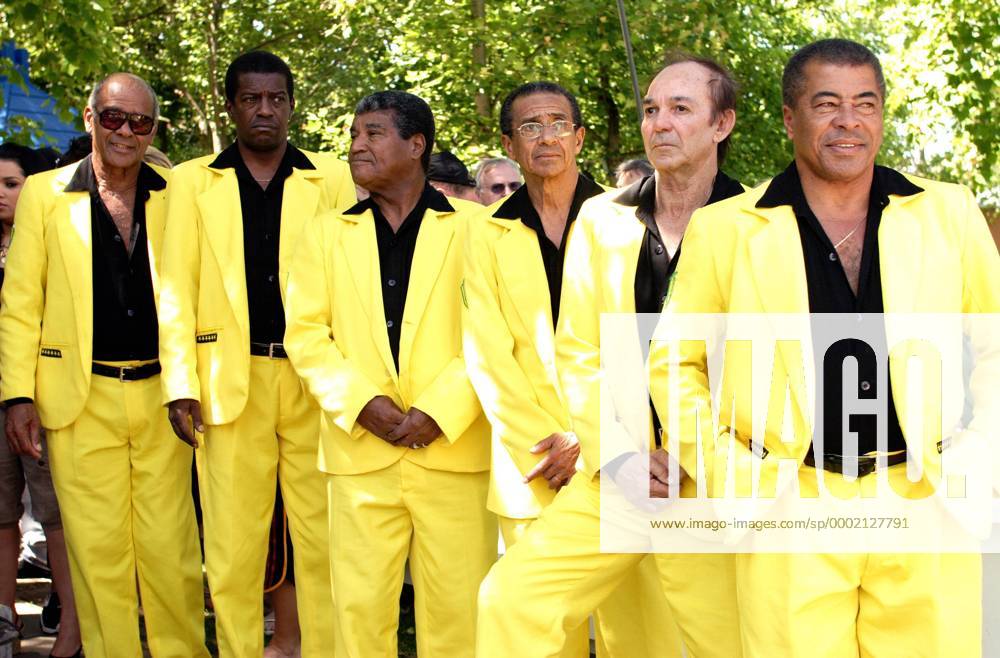 Legendarios do Brasil v.li.: Brito, Marco Antonio, Jair Marinho, Altair, Roberto Miranda und Jairzinho (alle Brasilien) Fußball Herren ZDF Fernsehgarten 2006, Sendung, Fernsehsendung, Vdig Gruppe Mainz