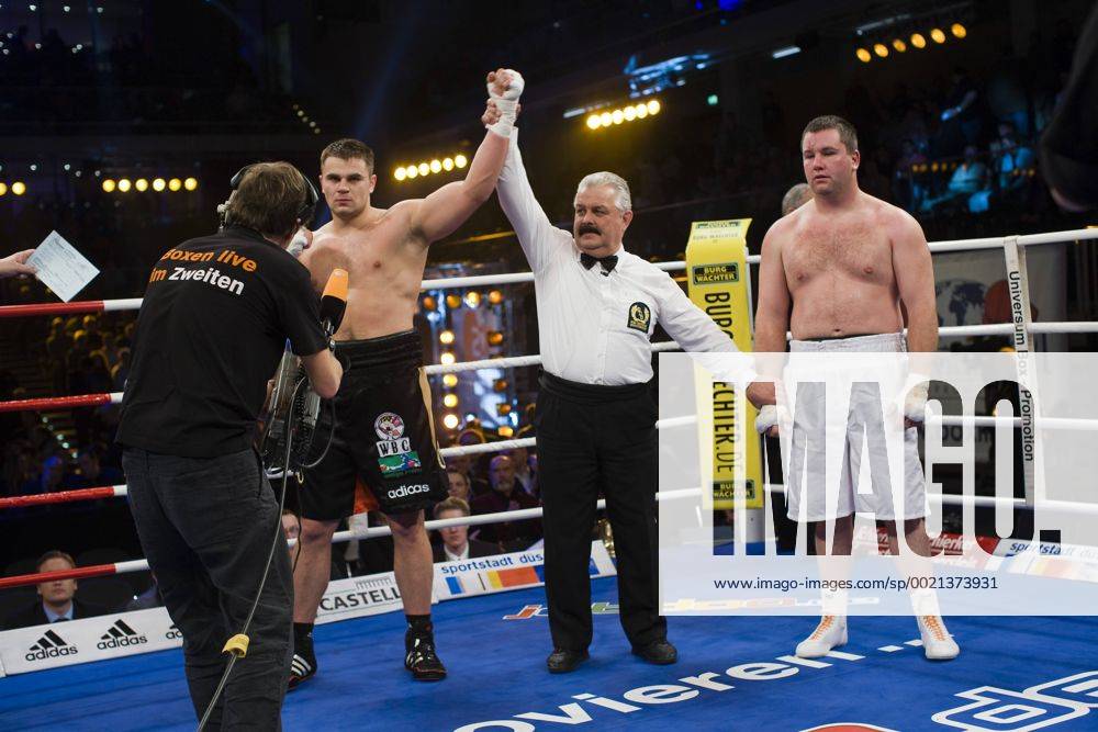 Boxen in Düsseldorf, Schwergewicht Denis Boytsov vs. Tommy Connelly Düsseldorf Germany 19.01.2007, Boxen in Düsseldorf Denis Boytsov vs. Tommy Connelly Boxen, Universum Box Promotion, Burgwächter Castello